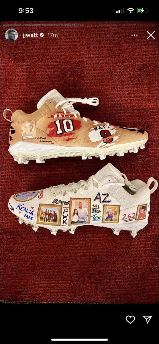 90B062FD-6BDA-4191-ACF2-CC72E7581B7B